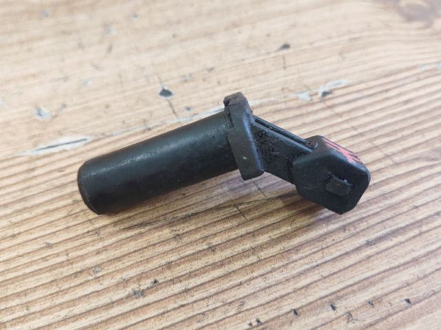 bontott FORD FOCUS I Főtengely Fordulatszám Jeladó