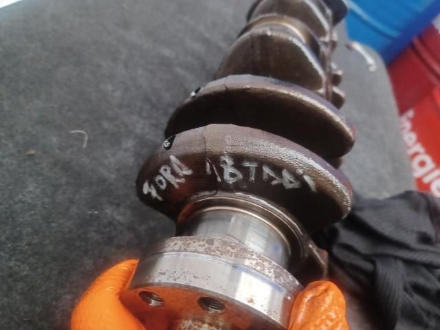 bontott FORD FOCUS I Főtengely (Magában)