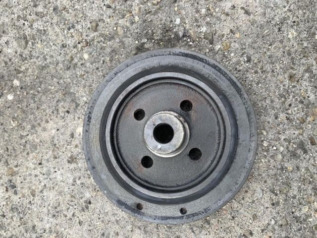 bontott FORD FOCUS I Főtengely Szíjtárcsa