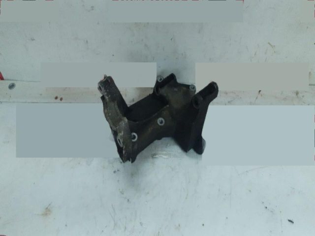 bontott FORD FOCUS I Generátor Tartó Bak