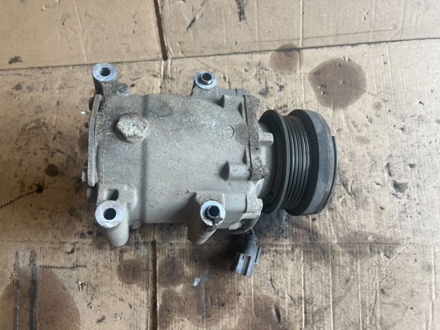 bontott FORD FOCUS I Klímakompresszor