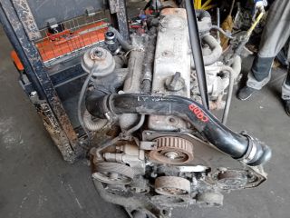 bontott FORD FOCUS I Komplett Motor (Segédberendezésekkel)