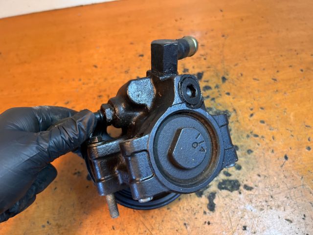 bontott FORD FOCUS I Kormányszervó Motor (Hidraulikus)