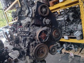 bontott FORD FOCUS I Motor (Fűzött blokk hengerfejjel)