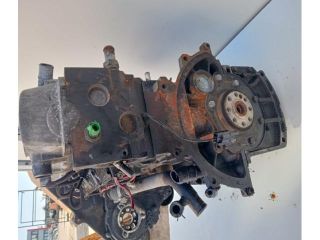 bontott FORD FOCUS I Motor (Fűzött blokk hengerfejjel)