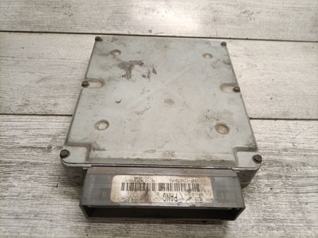 bontott FORD FOCUS I Motorvezérlő