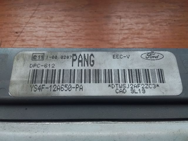 bontott FORD FOCUS I Motorvezérlő