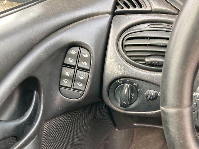 bontott FORD FOCUS I Nívópálca