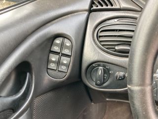 bontott FORD FOCUS I Nívópálca