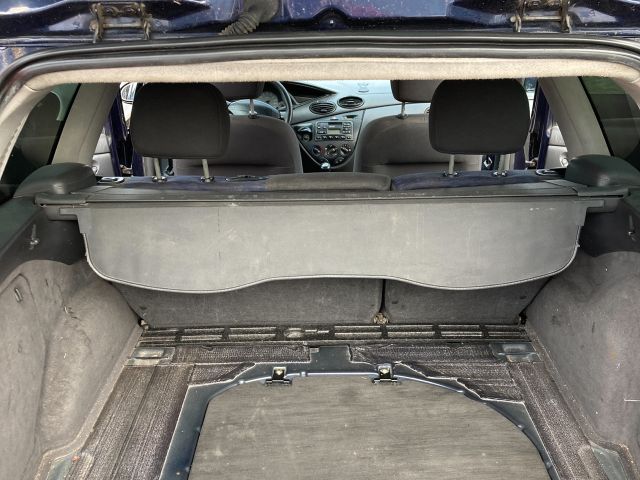 bontott FORD FOCUS I Nívópálca