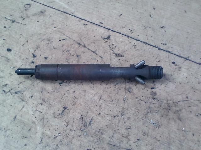 bontott FORD FOCUS I Porlasztó (1 db)