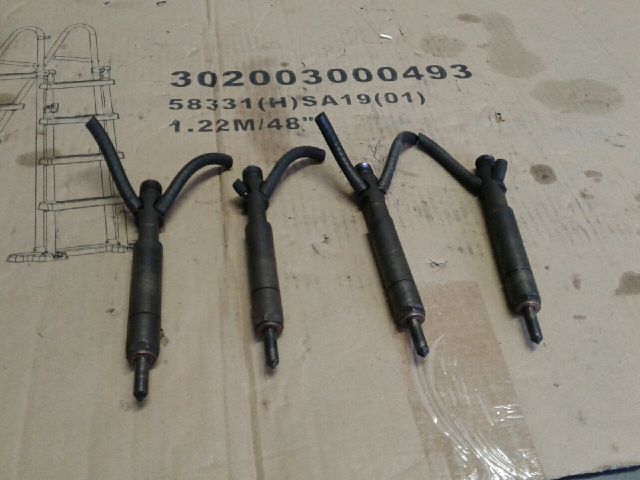 bontott FORD FOCUS I Porlasztó Sor / Híd