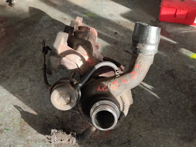 bontott FORD FOCUS I Turbó