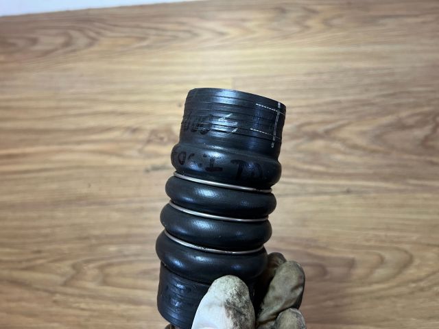 bontott FORD FOCUS I Turbócső