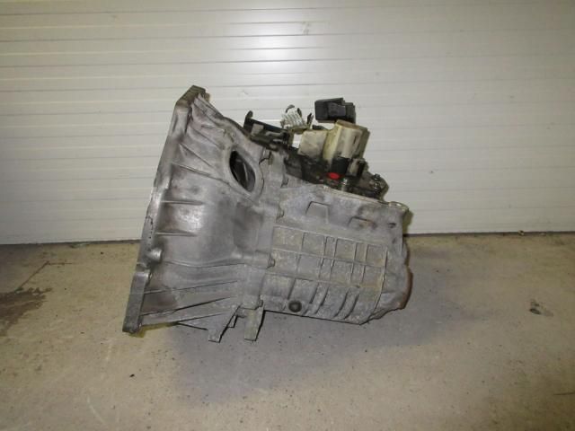 bontott FORD FOCUS I Váltó (Mechanikus)