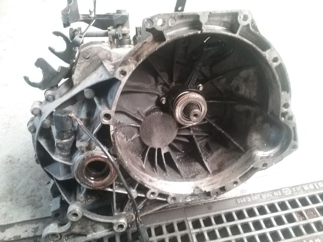 bontott FORD FOCUS I Váltó (Mechanikus)