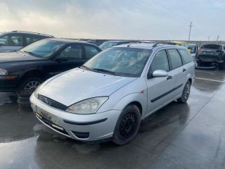 bontott FORD FOCUS I Vízhűtő Radiátor (Klímás)
