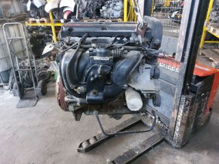 bontott FORD FOCUS I Motor (Fűzött blokk hengerfejjel)