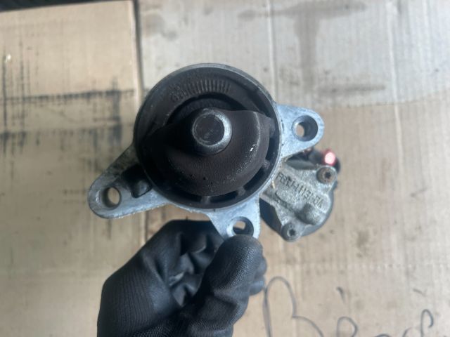 bontott FORD FOCUS I Önindító