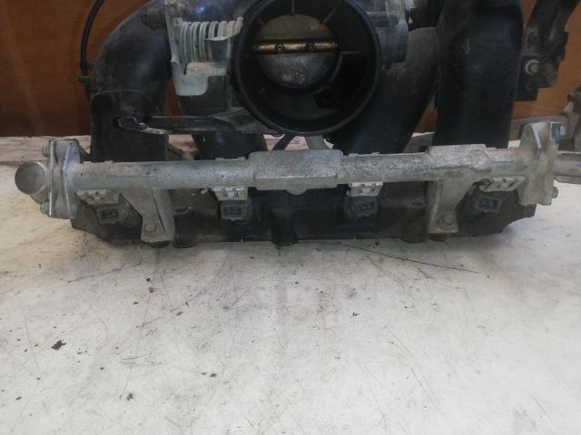 bontott FORD FOCUS I Porlasztó Sor / Híd