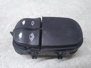 bontott FORD FOCUS I Ablakemelő Kapcsoló Négyes / Kettes