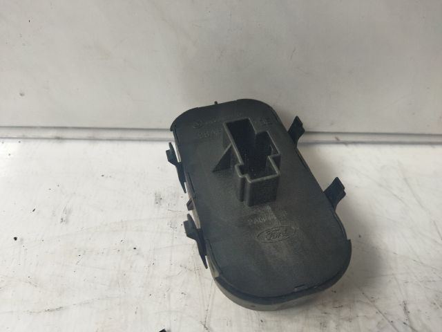 bontott FORD FOCUS I Ablakemelő Kapcsoló Négyes / Kettes