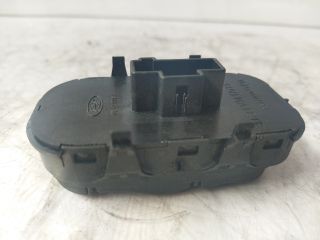 bontott FORD FOCUS I Ablakemelő Kapcsoló Négyes / Kettes