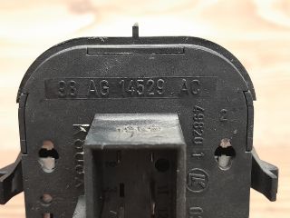 bontott FORD FOCUS I Ablakemelő Kapcsoló Négyes / Kettes