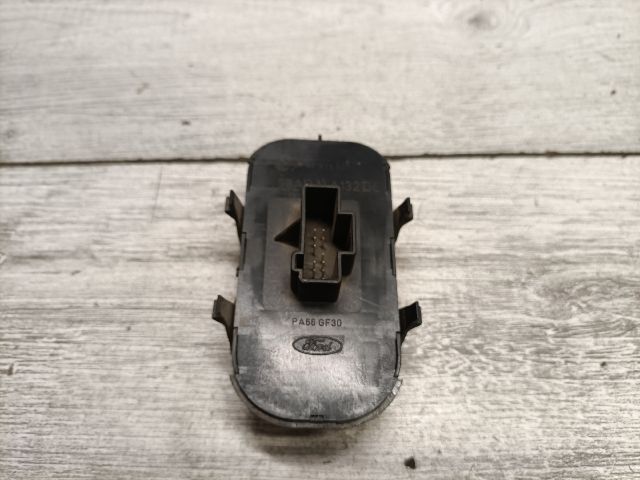 bontott FORD FOCUS I Ablakemelő Kapcsoló Négyes / Kettes