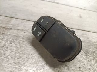 bontott FORD FOCUS I Ablakemelő Kapcsoló Négyes / Kettes