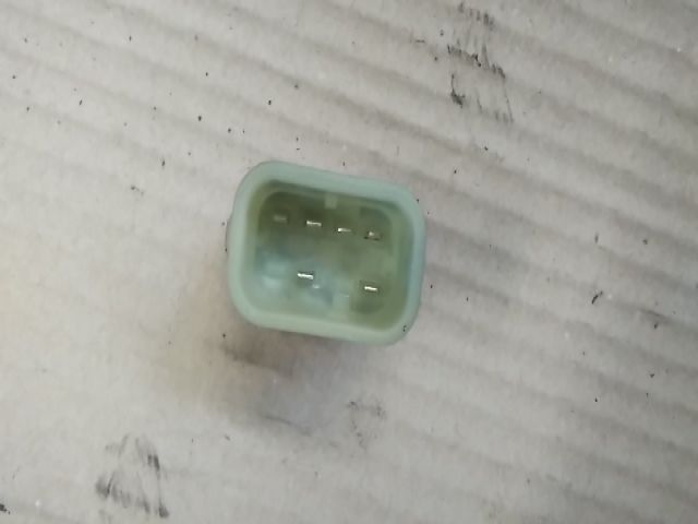 bontott FORD FOCUS I Ablakemelő Kapcsoló (Pozíciófüggetlen)