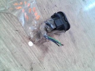 bontott FORD FOCUS I Ablakemelő Kapcsoló (Pozíciófüggetlen)