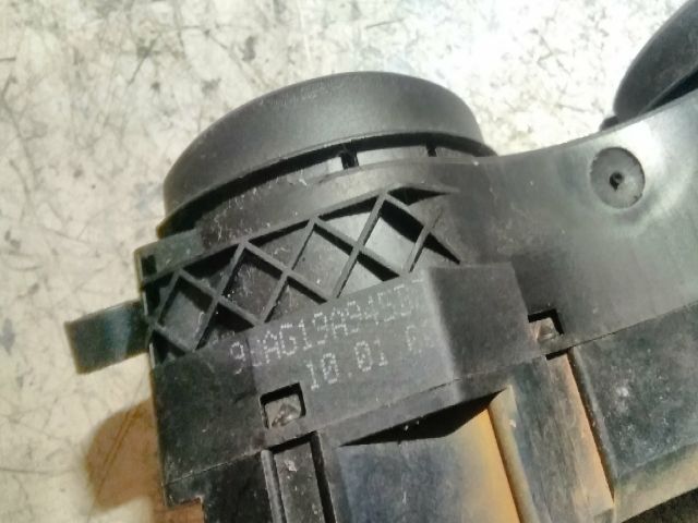 bontott FORD FOCUS I Ablakfűtés Kapcsoló