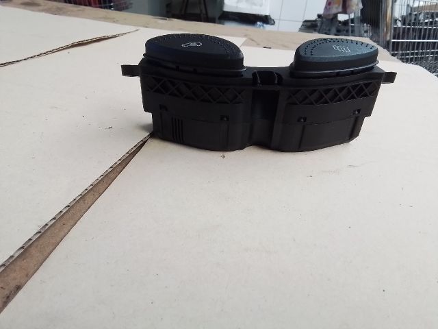 bontott FORD FOCUS I Ablakfűtés Kapcsoló