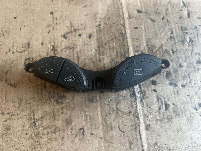 bontott FORD FOCUS I Ablakfűtés Kapcsoló