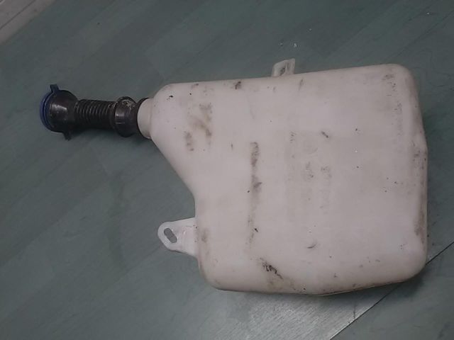 bontott FORD FOCUS I Ablakmosó Tartály