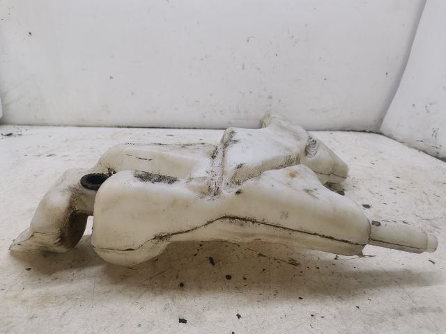 bontott FORD FOCUS I Ablakmosó Tartály