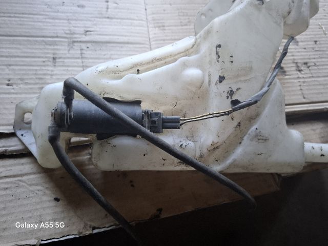 bontott FORD FOCUS I Ablakmosó Tartály