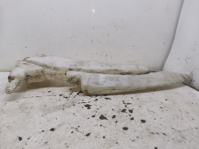 bontott FORD FOCUS I Ablakmosó Tartály