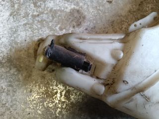 bontott FORD FOCUS I Ablakmosó Tartály