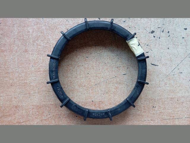 bontott FORD FOCUS I AC Pumpa Rögzítő Gyűrű