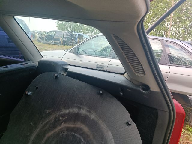 bontott FORD FOCUS I Bal A Oszlop Burkolat