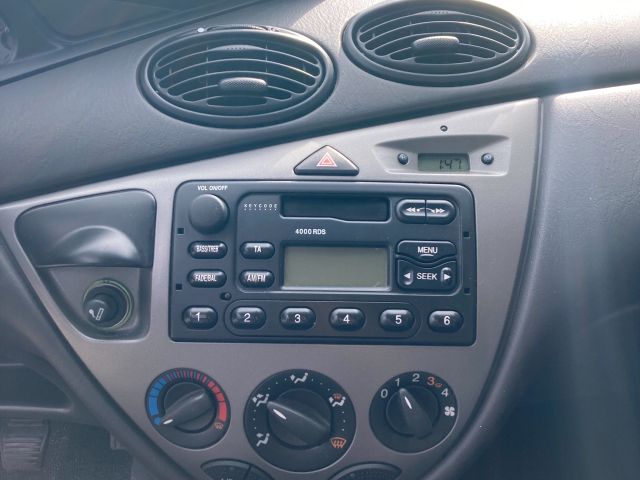 bontott FORD FOCUS I Bal A Oszlop Burkolat