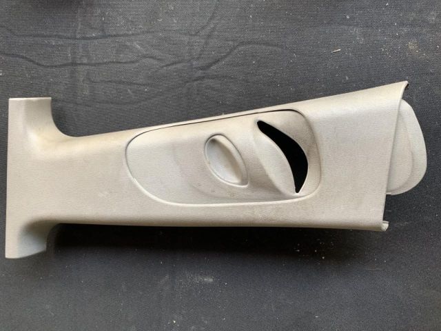 bontott FORD FOCUS I Bal B Oszlop Burkolat