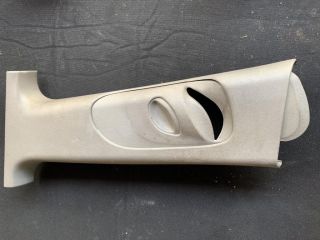 bontott FORD FOCUS I Bal B Oszlop Burkolat