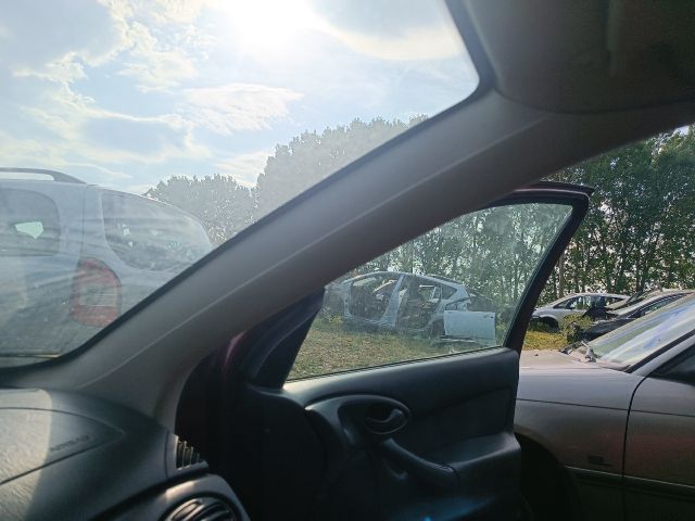 bontott FORD FOCUS I Bal C Oszlop Burkolat