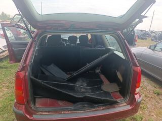 bontott FORD FOCUS I Bal C Oszlop Burkolat