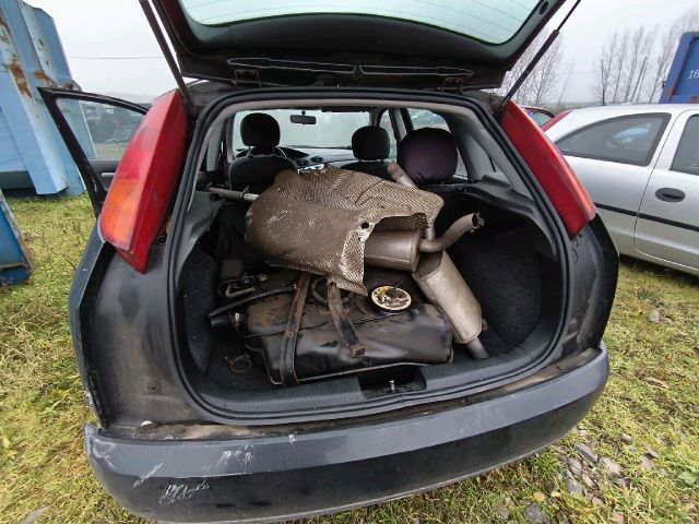 bontott FORD FOCUS I Bal C Oszlop Burkolat