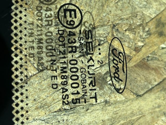 bontott FORD FOCUS I Bal C Oszlop Oldalablak Üveg