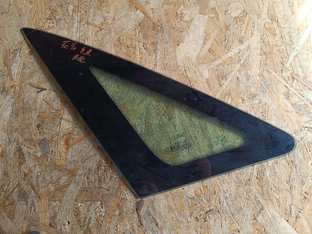 bontott FORD FOCUS I Bal C Oszlop Oldalablak Üveg